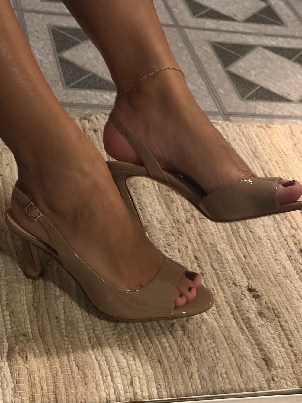 jessica simpson • slingback heels
